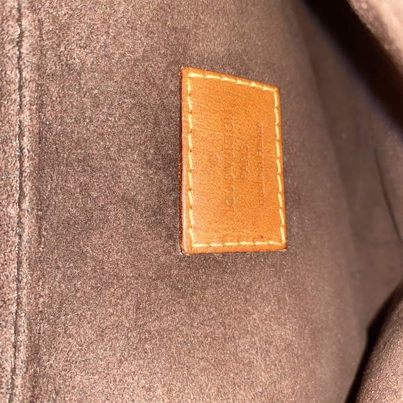 Louis Vuitton Monogram Metis Two Way Hobo Shoulder Handbag - Picture 4 of 8